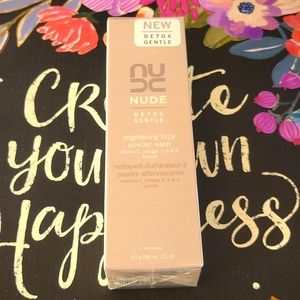 NUDE Detox Gentle Powder Wash